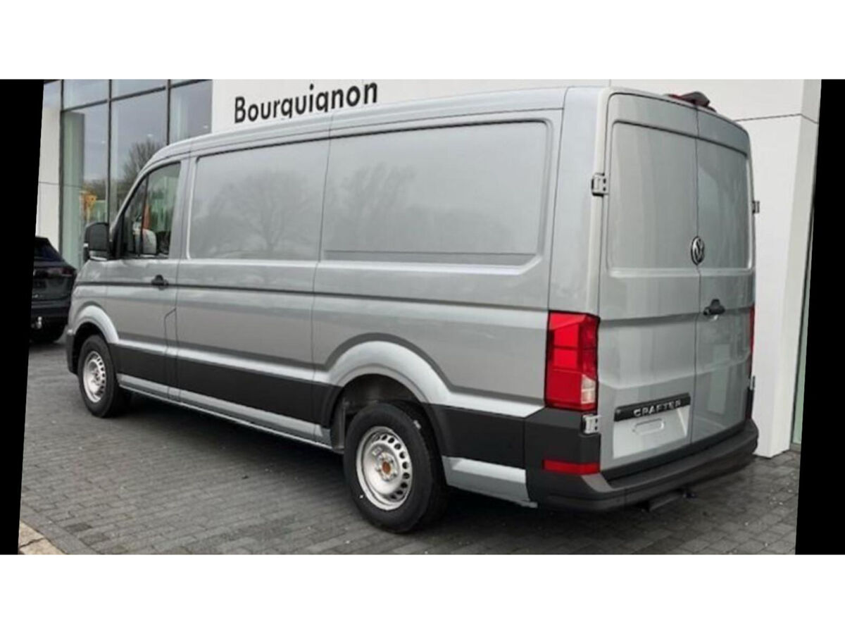 VW-Bedrijfswagens Crafter Highline L3 2.0 TDI 140 pk GVW 3.0T | 385710 | Achteruitrijcamera | PDC voor en achter | Trekhaak | App Connect |