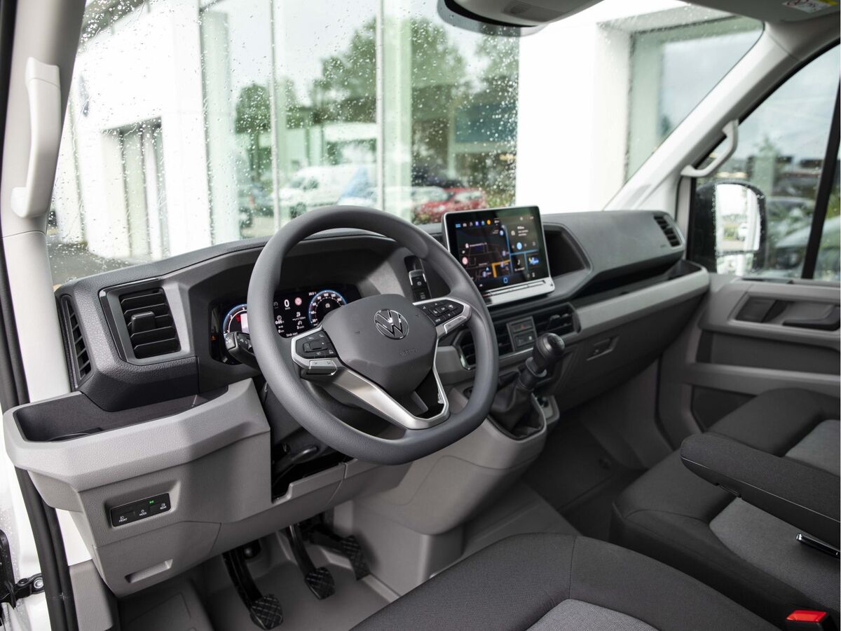 VW-Bedrijfswagens Crafter Highline L3 2.0 TDI 140 pk GVW 3.5T | 344801 | Bijrijdersbank | Navigatie | Trekhaak |
