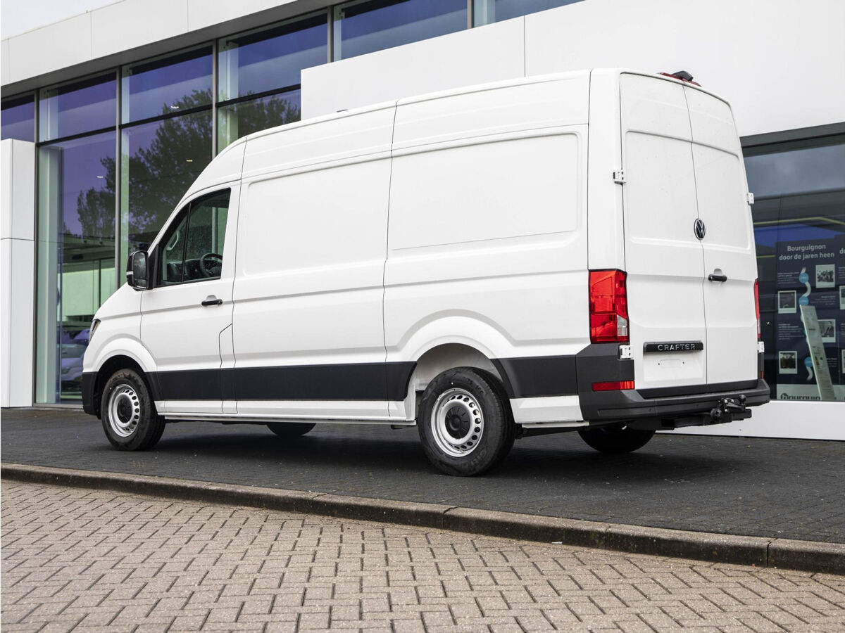 VW-Bedrijfswagens Crafter Highline L3 2.0 TDI 140 pk GVW 3.5T | 344801 | Bijrijdersbank | Navigatie | Trekhaak |