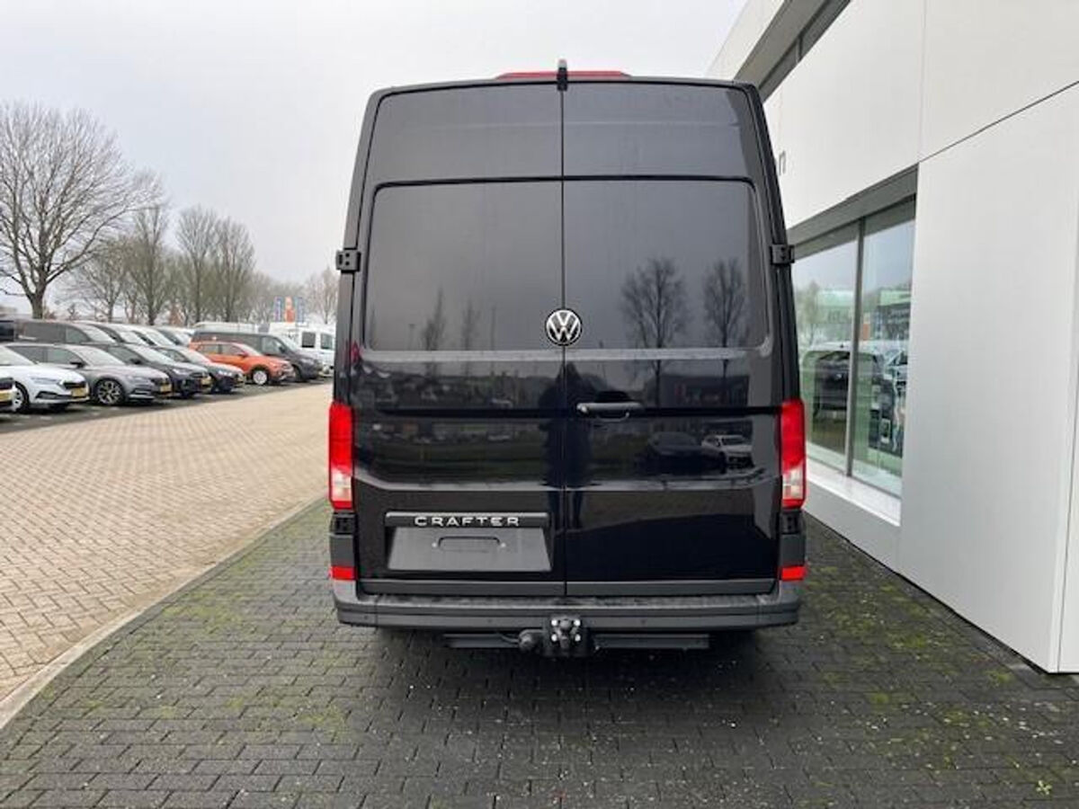 VW-Bedrijfswagens Crafter Exclusive L3H3 2.0 TDI 140 pk AUTOMAAT GVW 3.5T | 351947 | Navi | LED koplampen | Lichtmetaal | Alarm | Trekhaak |
