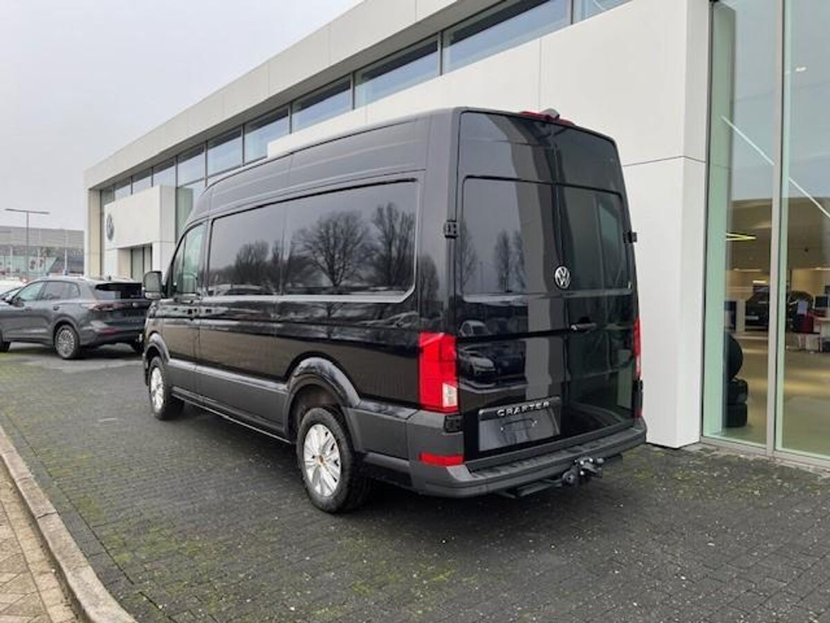 VW-Bedrijfswagens Crafter Exclusive L3H3 2.0 TDI 140 pk AUTOMAAT GVW 3.5T | 351947 | Navi | LED koplampen | Lichtmetaal | Alarm | Trekhaak |