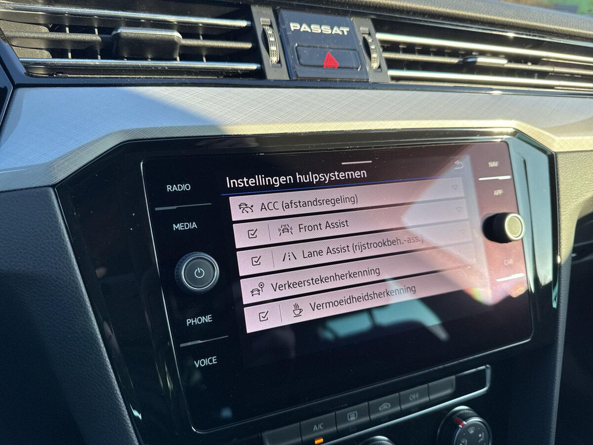 Volkswagen Passat Variant 1.5 TSI 150Pk DSG Style |150Pk | Automaat | Clima | ACC | ERGO |