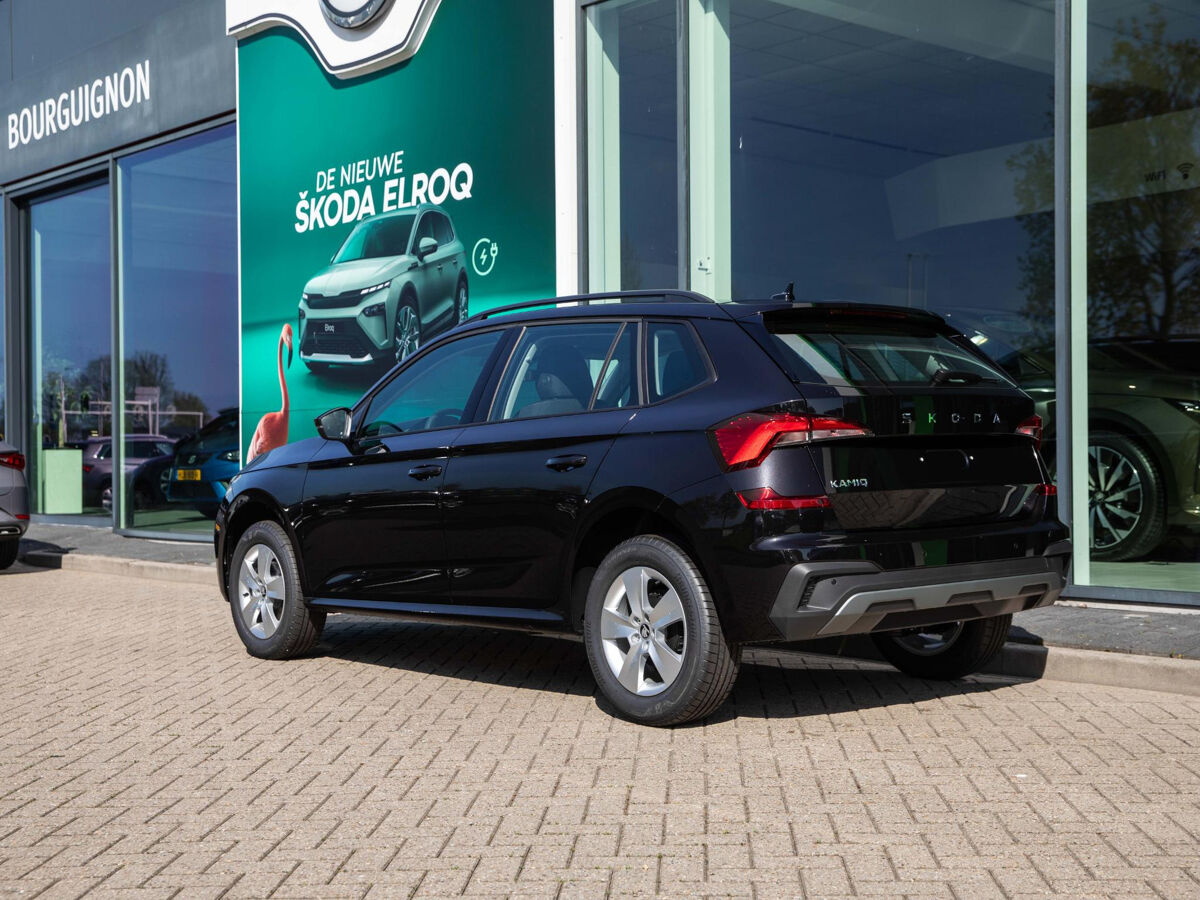 Škoda Kamiq Selection 1.0 TSI 115 PK | Automaat | Trekhaak | Parkeersensoren | Cruise control | Apple carplay / Android auto