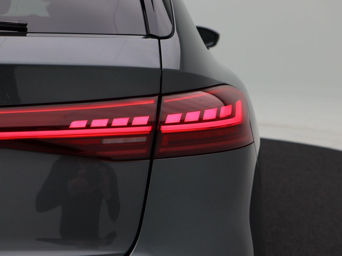 Audi A6 Avant e-tron Advanced edition e-tron 100kWh  367 PK € 2000,- VOORDEEL DOOR E- PREMIE!!! | Elektrische aandrijving | Matrix Led | 20 inch | Leder interieur |