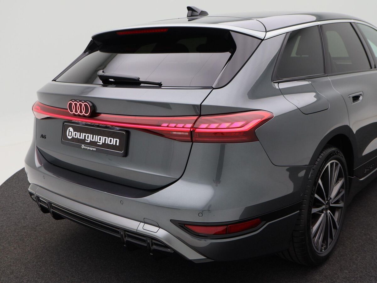 Audi A6 Avant e-tron Advanced edition e-tron 100kWh  367 PK € 2000,- VOORDEEL DOOR E- PREMIE!!! | Elektrische aandrijving | Matrix Led | 20 inch | Leder interieur |
