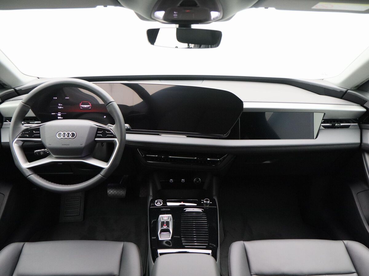 Audi A6 Avant e-tron Advanced edition e-tron 100kWh  367 PK € 2000,- VOORDEEL DOOR E- PREMIE!!! | Elektrische aandrijving | Matrix Led | 20 inch | Leder interieur |