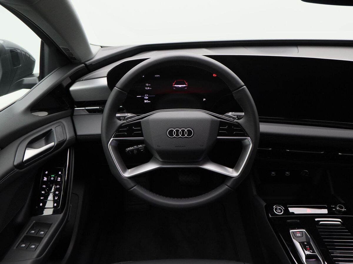 Audi A6 Avant e-tron Advanced edition e-tron 100kWh  367 PK € 2000,- VOORDEEL DOOR E- PREMIE!!! | Elektrische aandrijving | Matrix Led | 20 inch | Leder interieur |