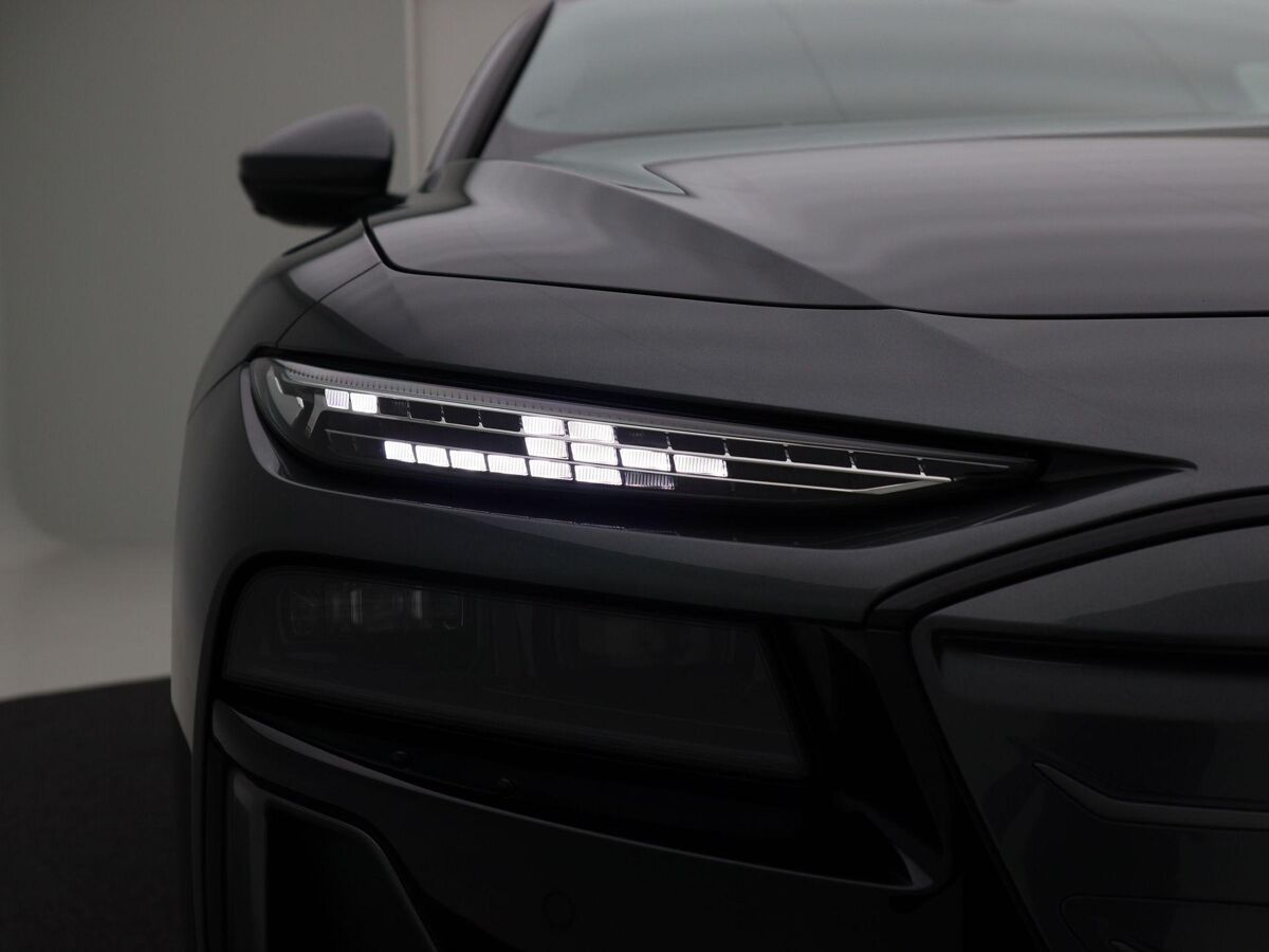 Audi A6 Avant e-tron Advanced edition e-tron 100kWh  367 PK € 2000,- VOORDEEL DOOR E- PREMIE!!! | Elektrische aandrijving | Matrix Led | 20 inch | Leder interieur |
