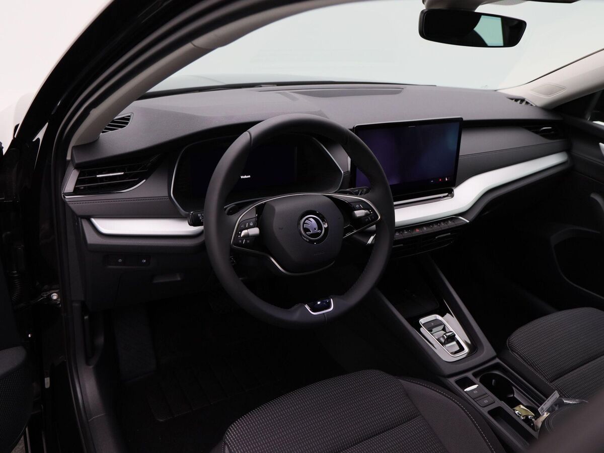 Škoda Octavia Combi Business Edition Plus 1.5 TSI 115 pk | Automaat | Adaptive cruise control | Navigatie | Stoelverwarming | Achteruitrijcamera