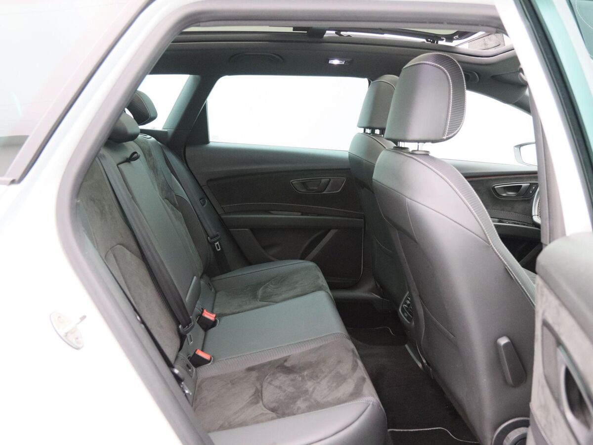SEAT Leon ST 2.0 TSi 290 Pk Automaat CUPRA | Privacy Glas | Camera | Trekhaak | Adaptive Cruise | Beats Audio