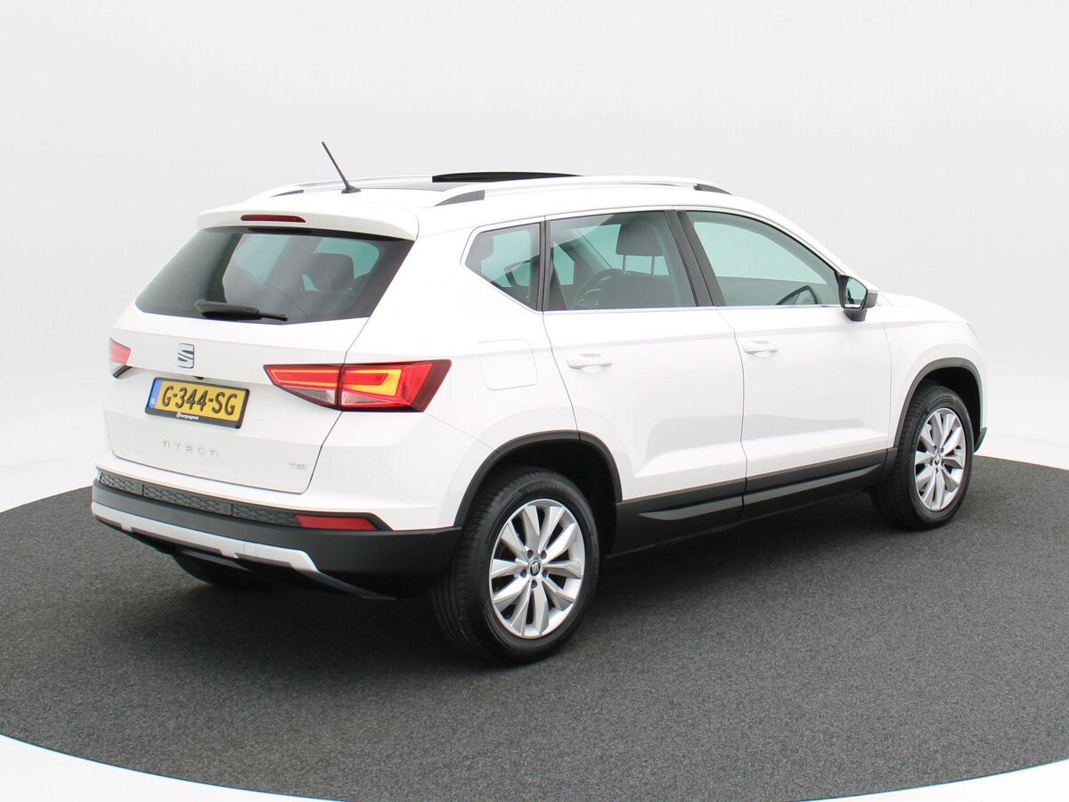 SEAT Ateca 1.4 TSi 150 Pk Automaat Xcellence | Full LED | Panoramadak | Navigatie | Camera | Privacy Glass | 17 Inch | Cruise Controle