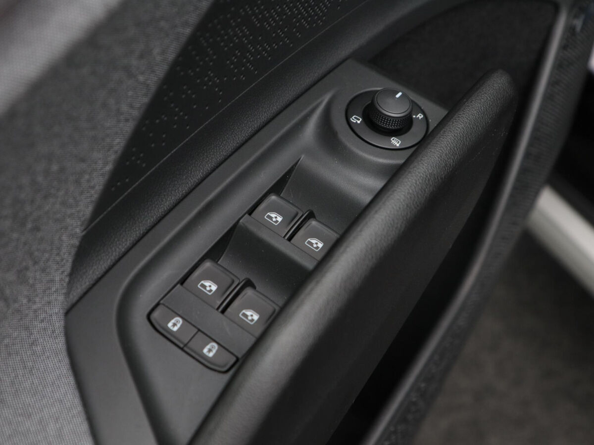 Škoda Enyaq Business Edition 85 | 286 PK | Trekhaak | Head-up display | Stoelverwarming | Canton audio