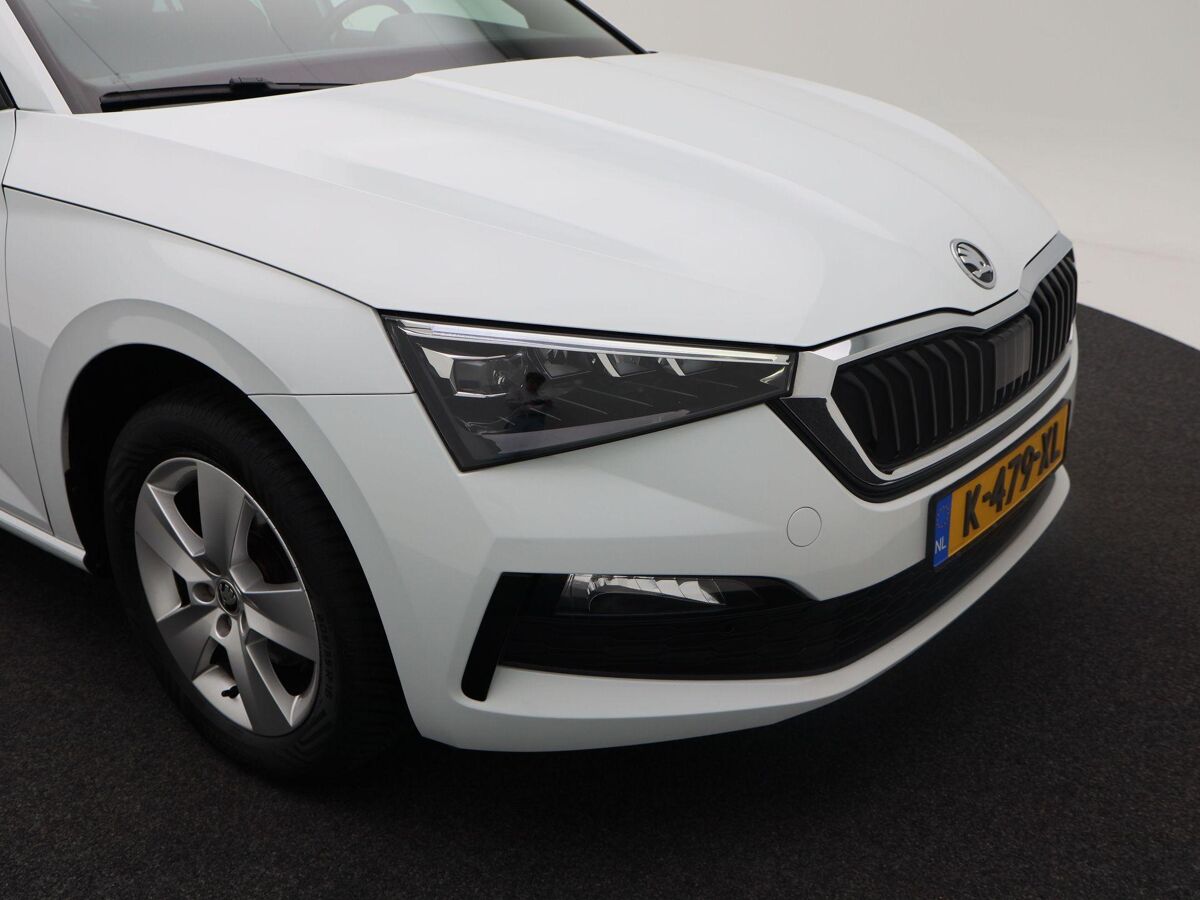 Škoda Scala 1.0 TSi 110 Pk Automaat Sport Business | Full LED | Navigatie | Privacy Glass | Sportstoelen | 16 Inch | Camera | 59.666 Km!!