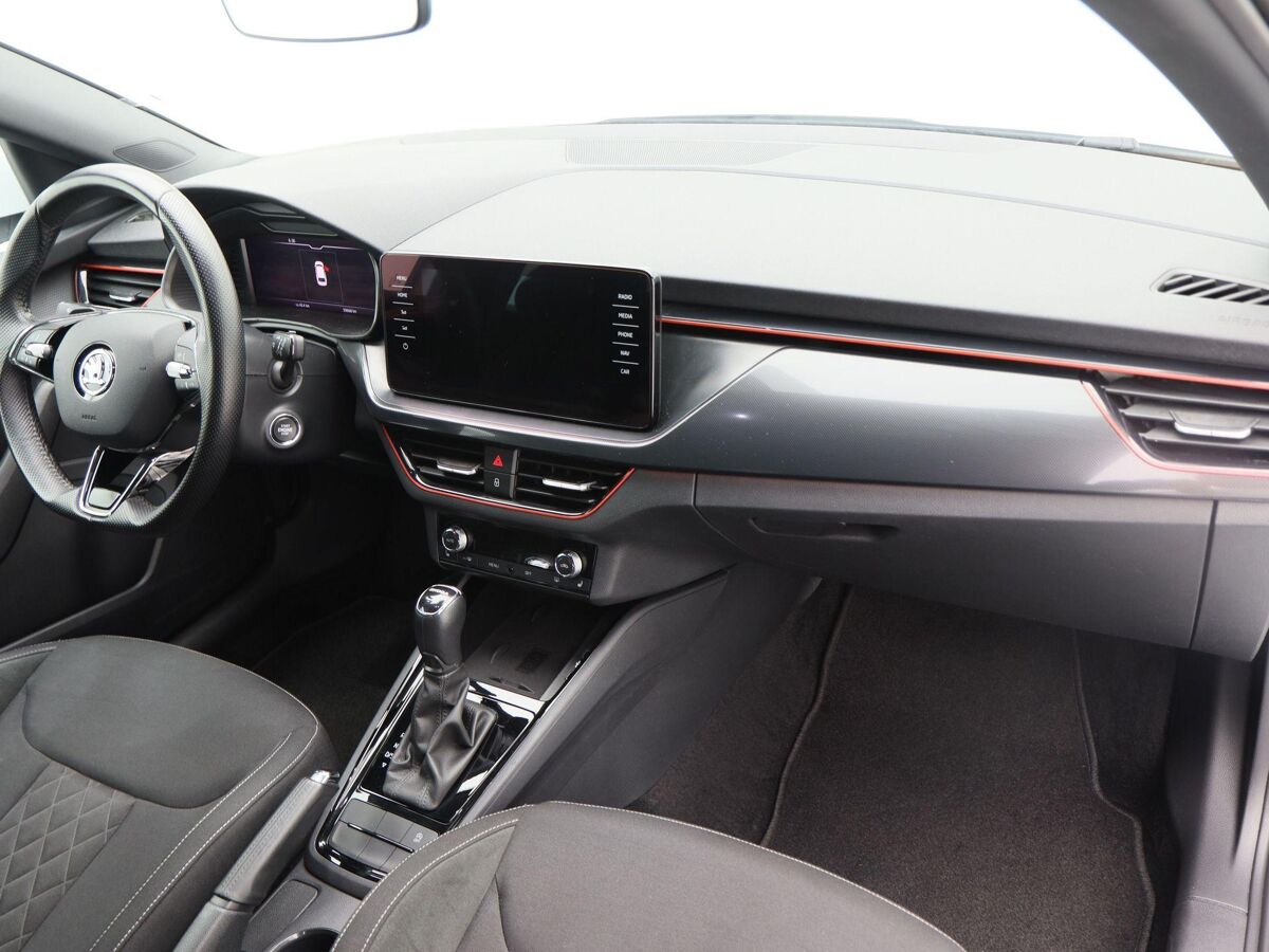 Škoda Scala 1.0 TSi 110 Pk Automaat Sport Business | Full LED | Navigatie | Privacy Glass | Sportstoelen | 16 Inch | Camera | 59.666 Km!!