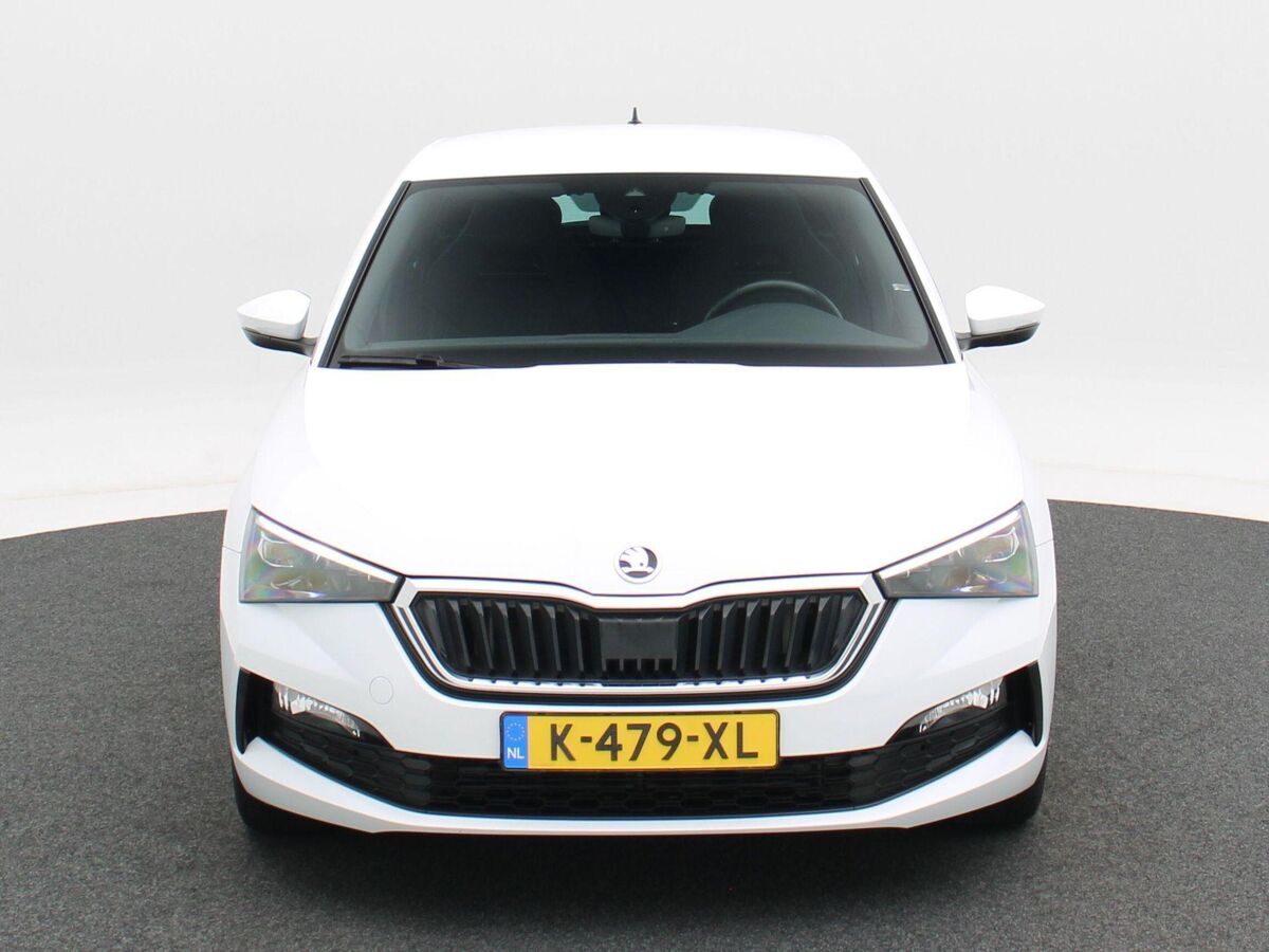 Škoda Scala 1.0 TSi 110 Pk Automaat Sport Business | Full LED | Navigatie | Privacy Glass | Sportstoelen | 16 Inch | Camera | 59.666 Km!!