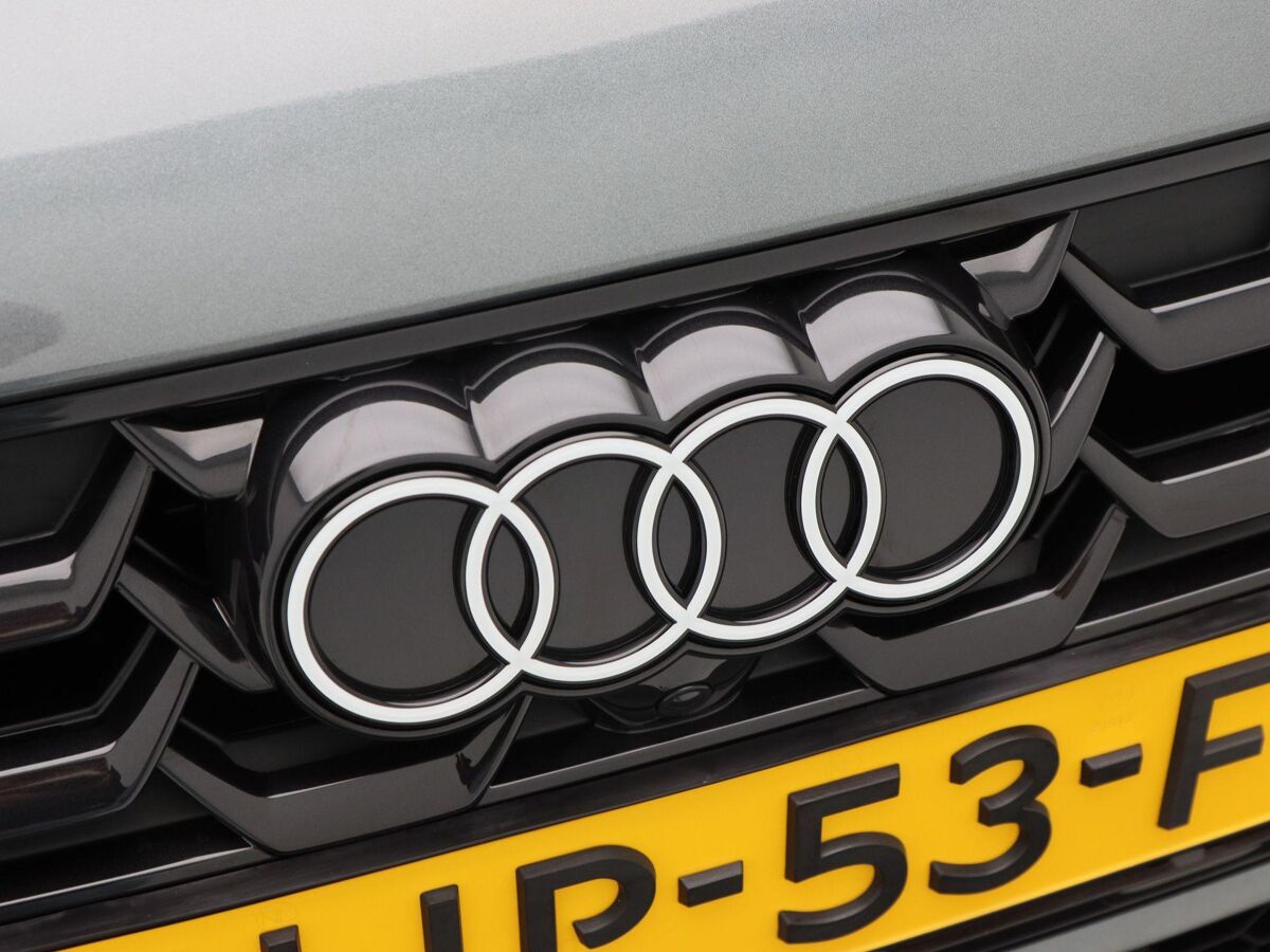 Audi A5 Avant 2.0 TFSI S edition RUIM € 6000,- VOORDEEL!!! | Headup Display| Bang & Olufsen Soundsystem | 19 inch velgen | Navigatiepakket |