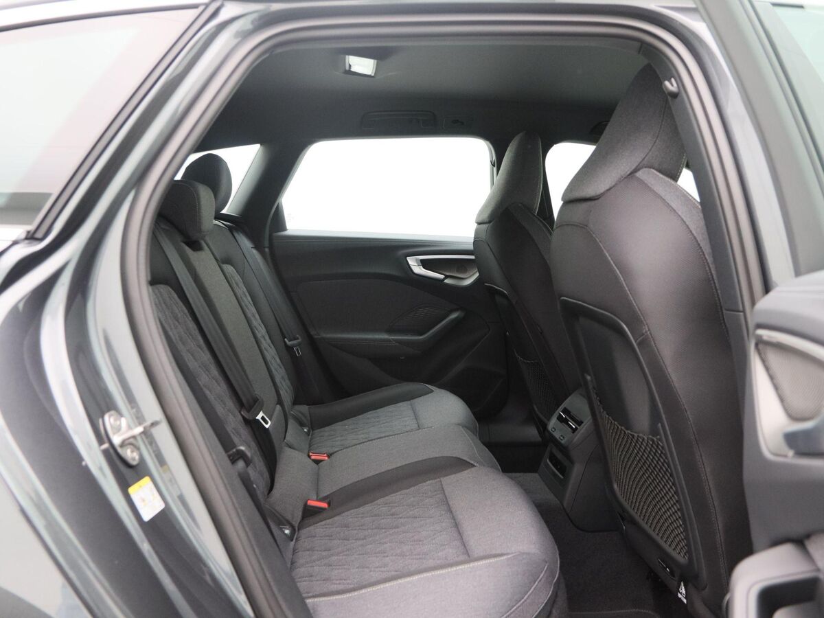 Audi A5 Avant 2.0 TFSI S edition RUIM € 6000,- VOORDEEL!!! | Headup Display| Bang & Olufsen Soundsystem | 19 inch velgen | Navigatiepakket |