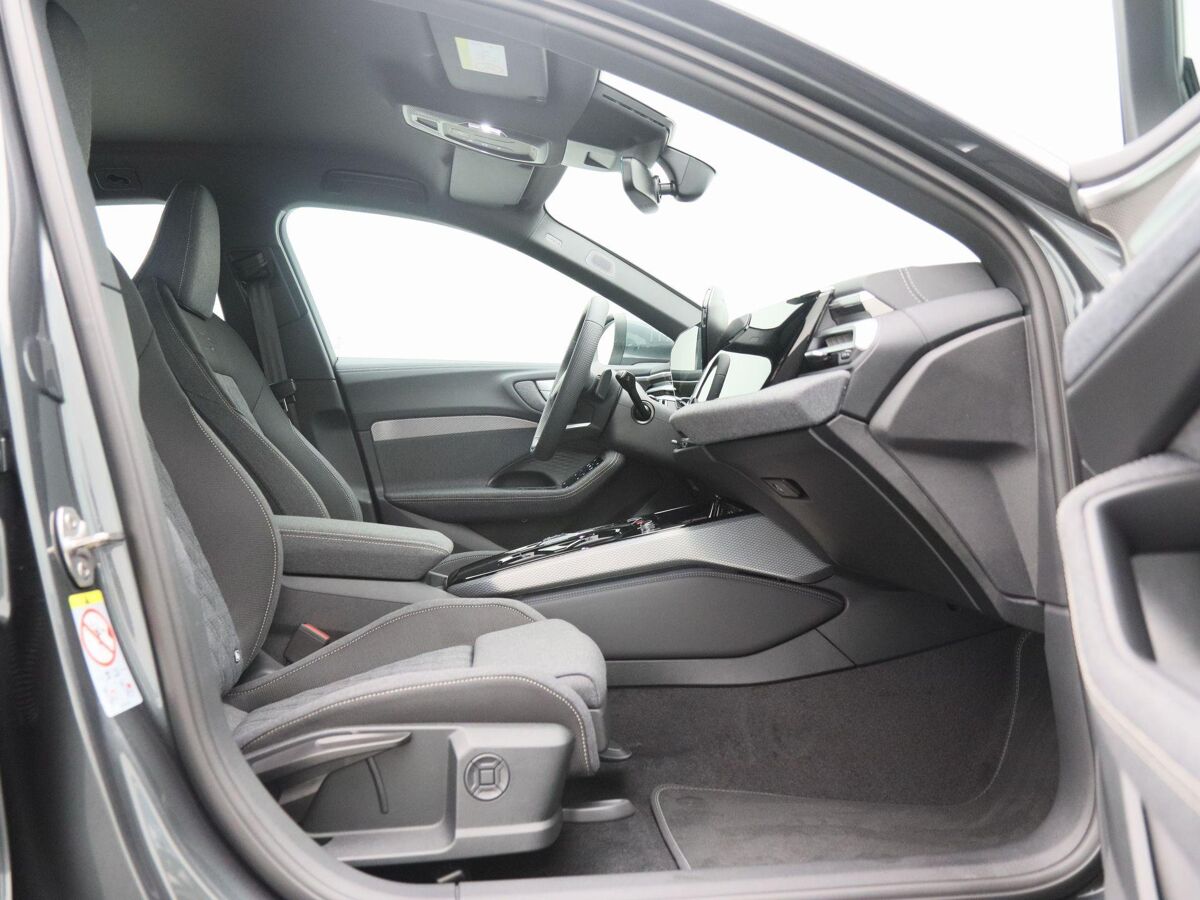Audi A5 Avant 2.0 TFSI S edition RUIM € 6000,- VOORDEEL!!! | Headup Display| Bang & Olufsen Soundsystem | 19 inch velgen | Navigatiepakket |