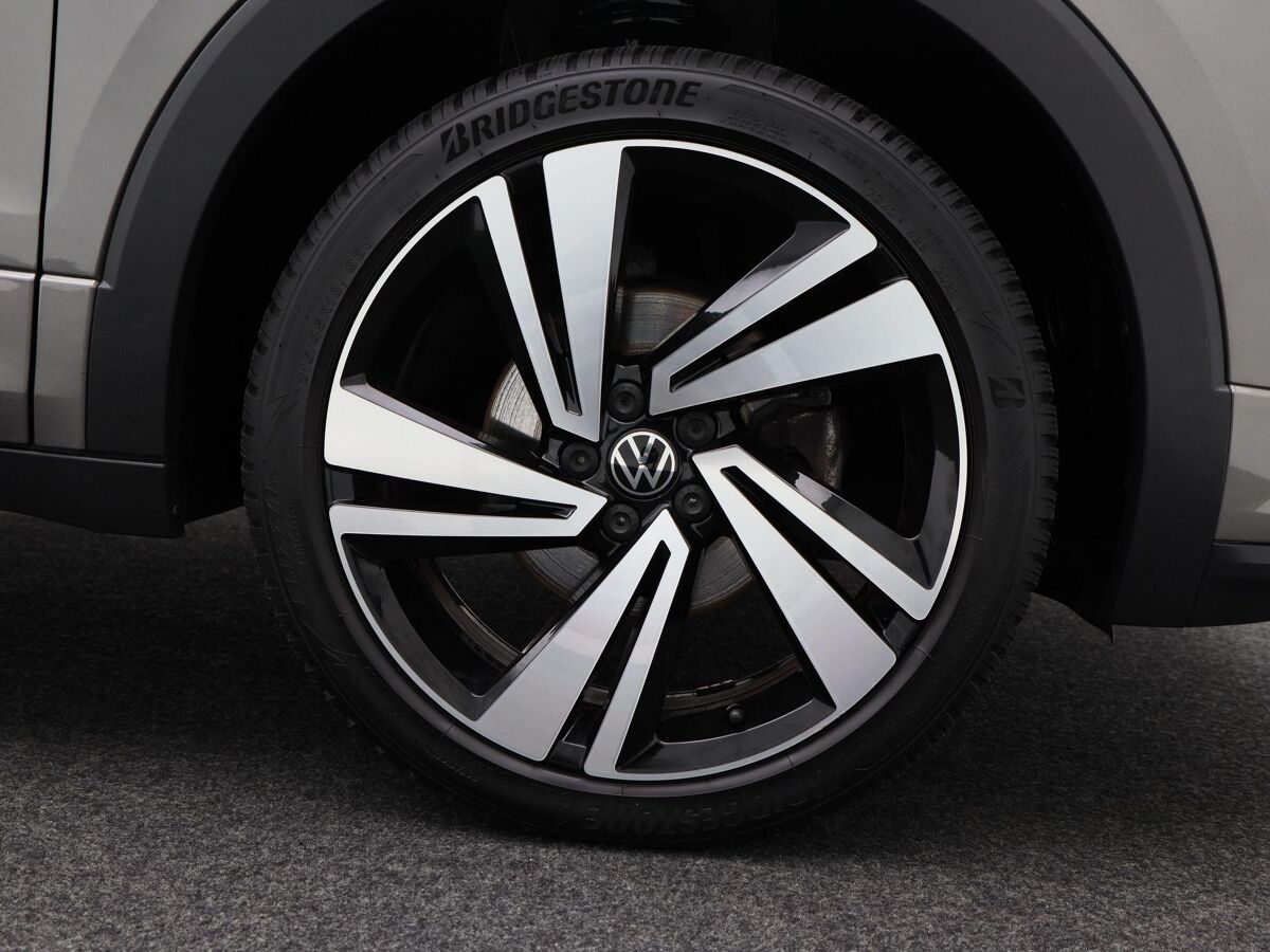 Volkswagen T-Cross 1.5 TSi 150 Pk Automaat R-Line | Full LED | Navigatie | Camera | 18 Inch | Privacy Glass | Adaptive Cruise | Stoelverwarming | 95.440 Km!!