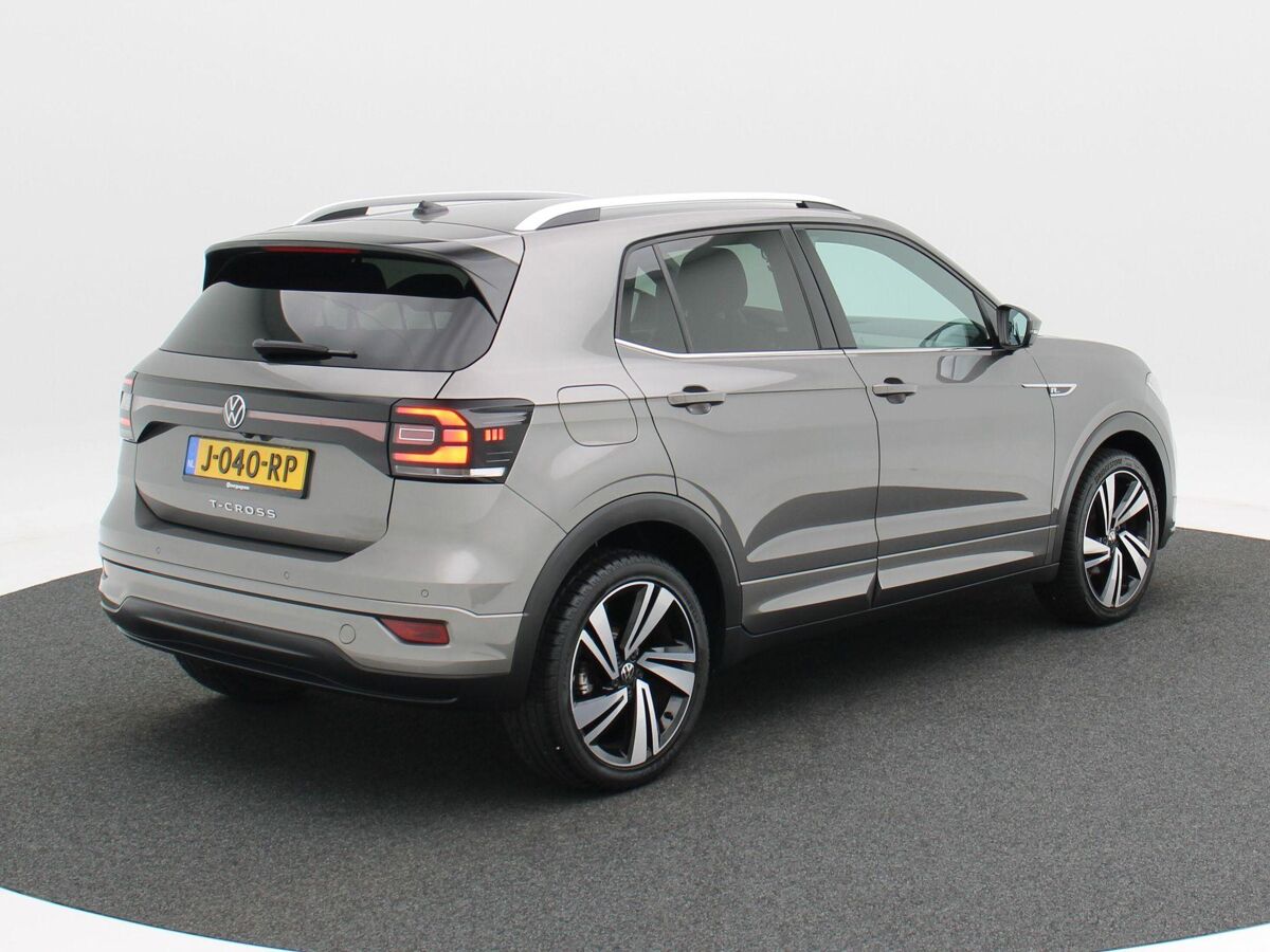 Volkswagen T-Cross 1.5 TSi 150 Pk Automaat R-Line | Full LED | Navigatie | Camera | 18 Inch | Privacy Glass | Adaptive Cruise | Stoelverwarming | 95.440 Km!!