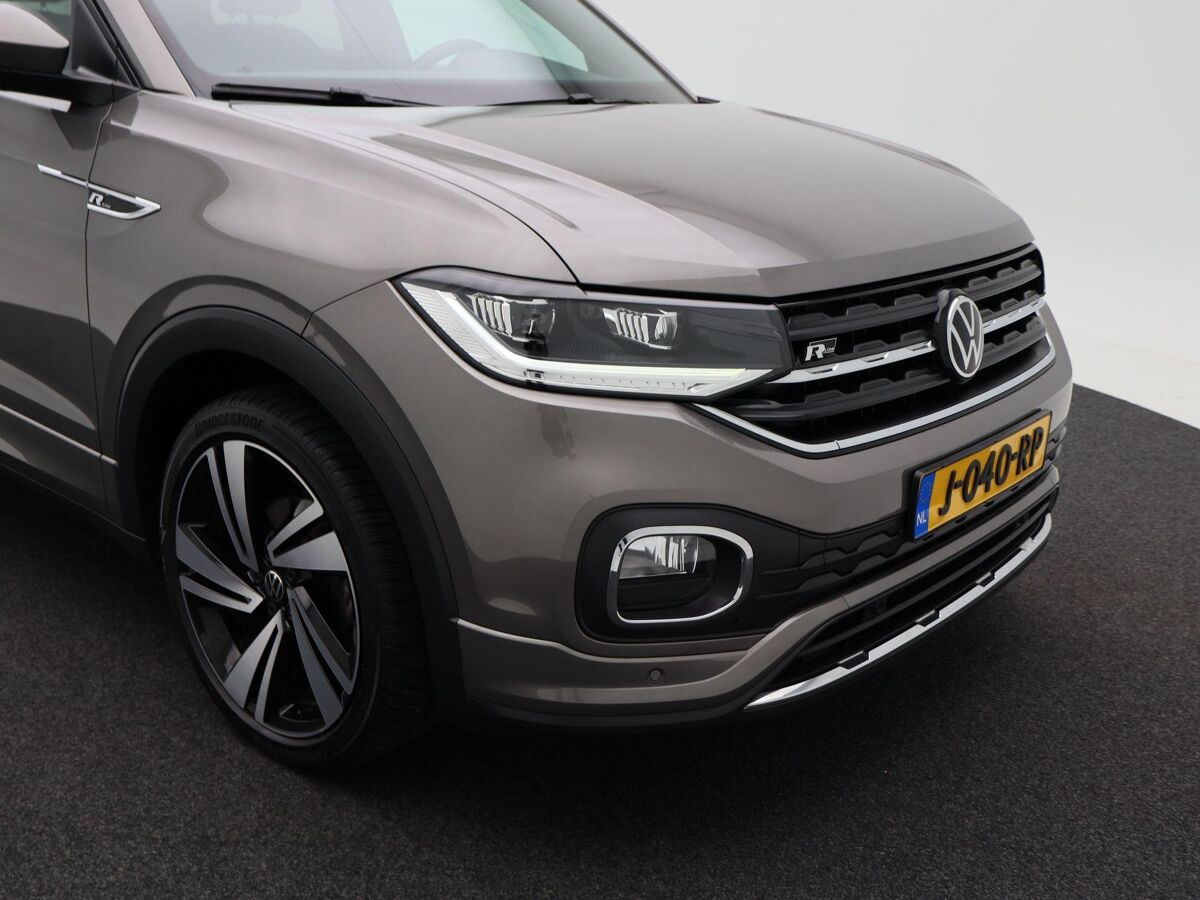 Volkswagen T-Cross 1.5 TSi 150 Pk Automaat R-Line | Full LED | Navigatie | Camera | 18 Inch | Privacy Glass | Adaptive Cruise | Stoelverwarming | 95.440 Km!!