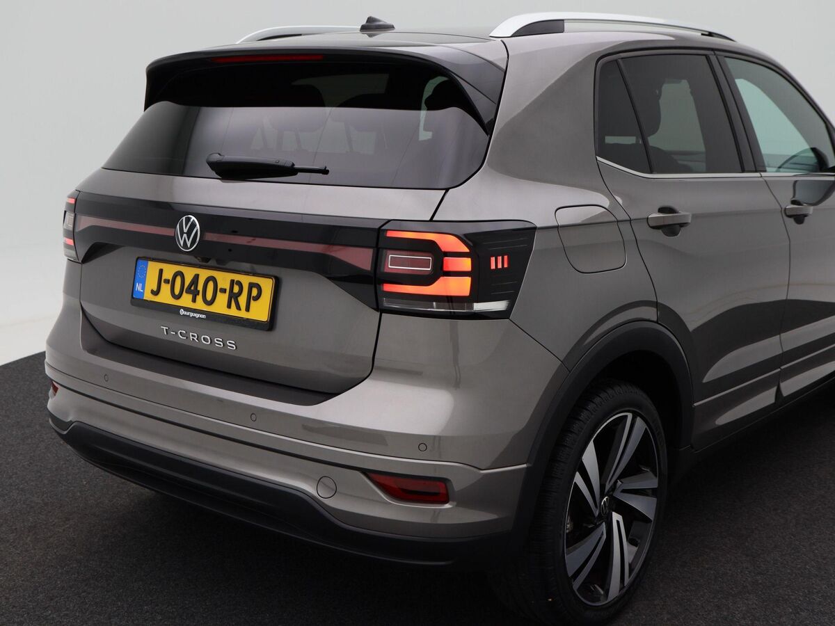 Volkswagen T-Cross 1.5 TSi 150 Pk Automaat R-Line | Full LED | Navigatie | Camera | 18 Inch | Privacy Glass | Adaptive Cruise | Stoelverwarming | 95.440 Km!!