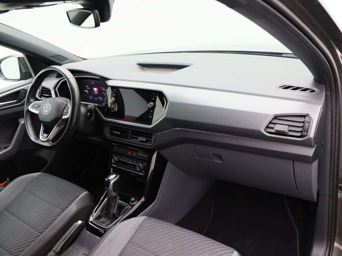 Volkswagen T-Cross 1.5 TSi 150 Pk Automaat R-Line | Full LED | Navigatie | Camera | 18 Inch | Privacy Glass | Adaptive Cruise | Stoelverwarming | 95.440 Km!!