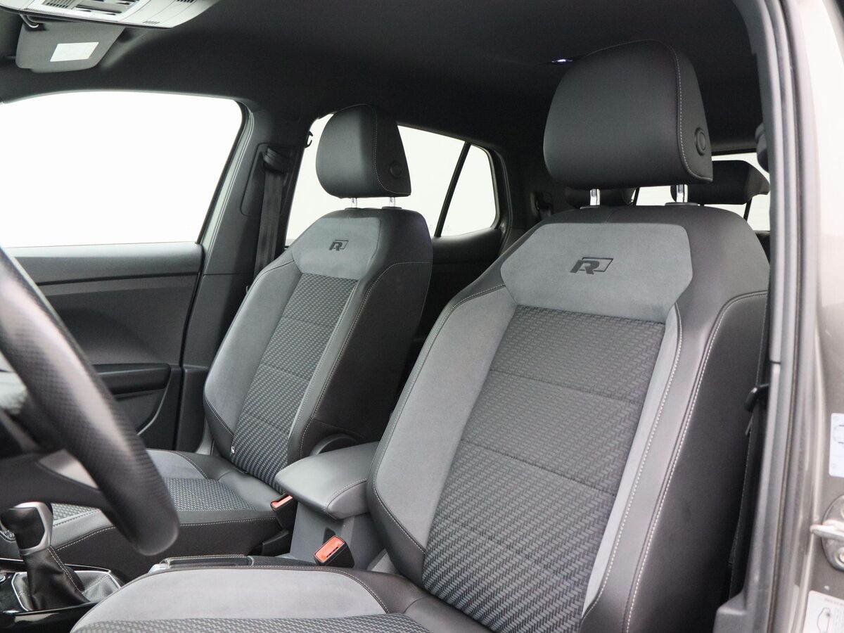 Volkswagen T-Cross 1.5 TSi 150 Pk Automaat R-Line | Full LED | Navigatie | Camera | 18 Inch | Privacy Glass | Adaptive Cruise | Stoelverwarming | 95.440 Km!!