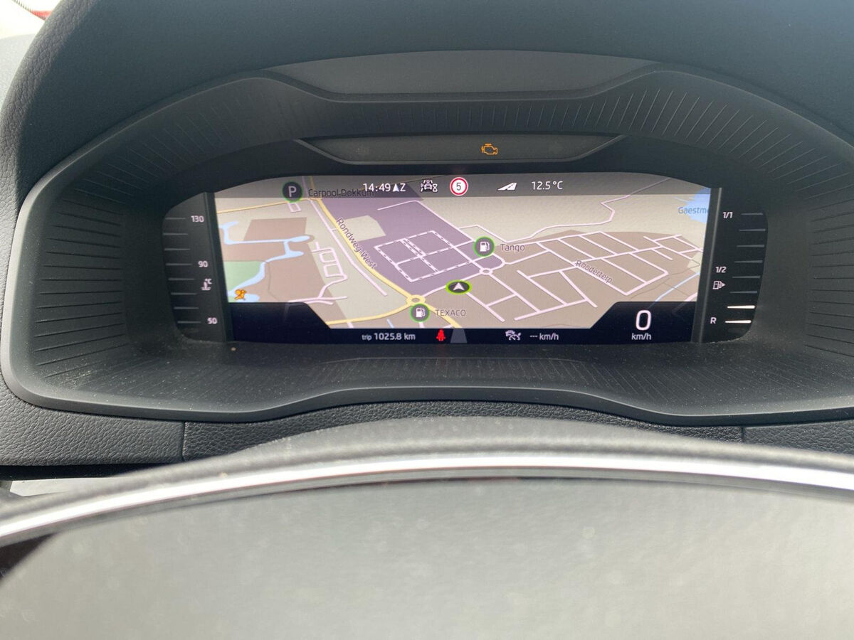 Škoda Karoq 1.0 TSI Style | Elec. Klep | Lane assist |