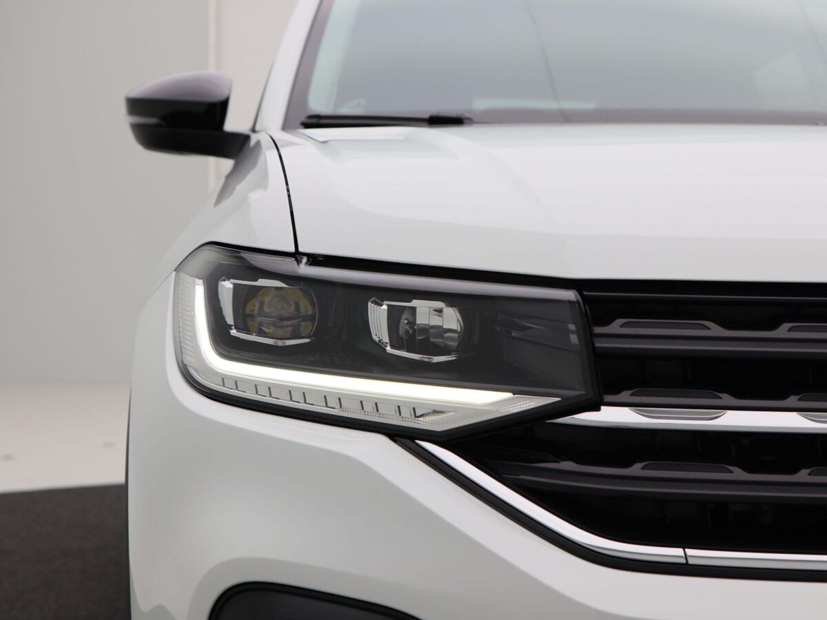 Volkswagen T-Cross 1.0 TSi 115 Pk Automaat Style | Full LED | Navigatie | 18 Inch | Camera | Stoelverwarming | Privacy Glass | 42.652 Km!!