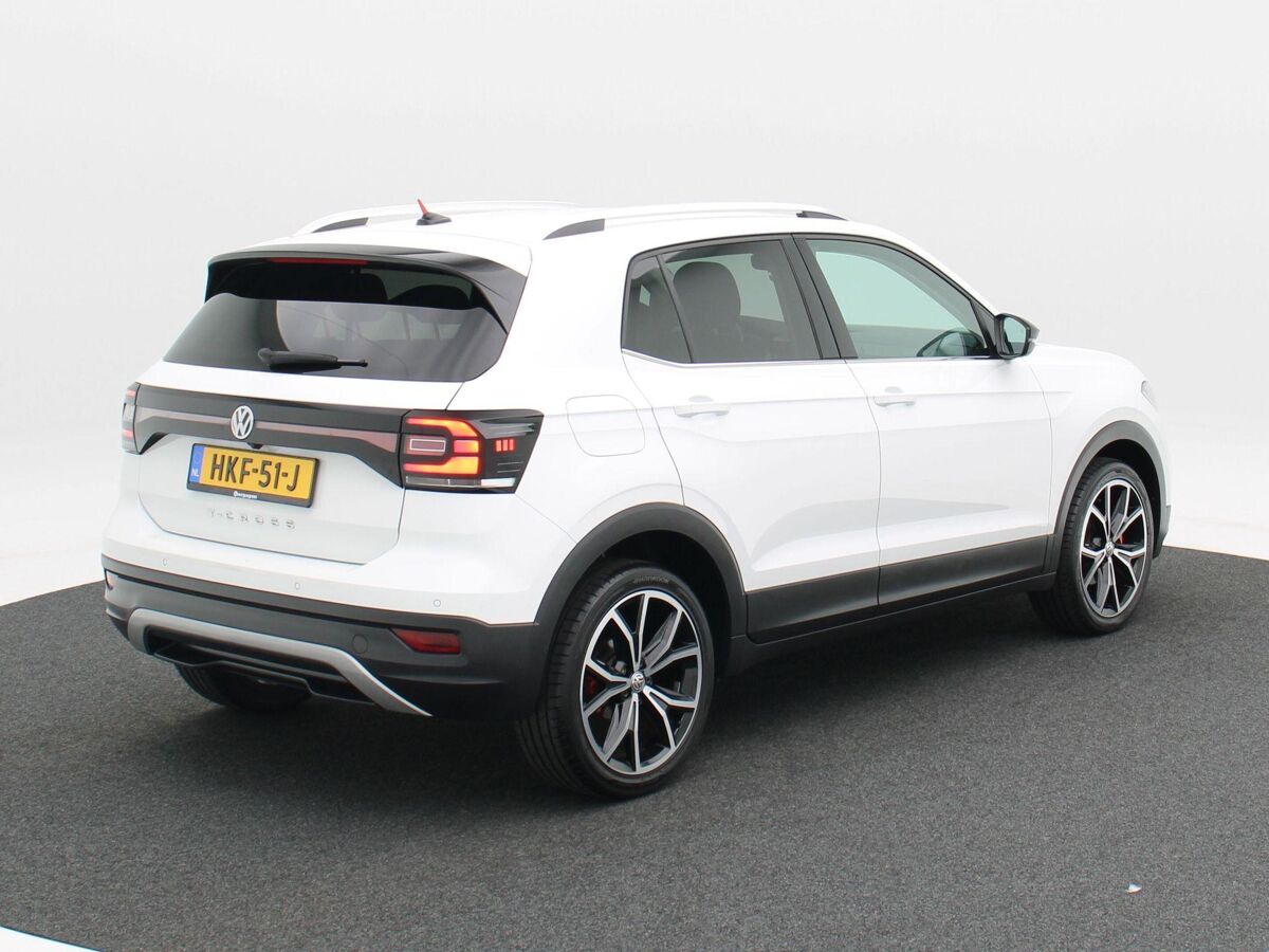 Volkswagen T-Cross 1.0 TSi 115 Pk Automaat Style | Full LED | Navigatie | 18 Inch | Camera | Stoelverwarming | Privacy Glass | 42.652 Km!!