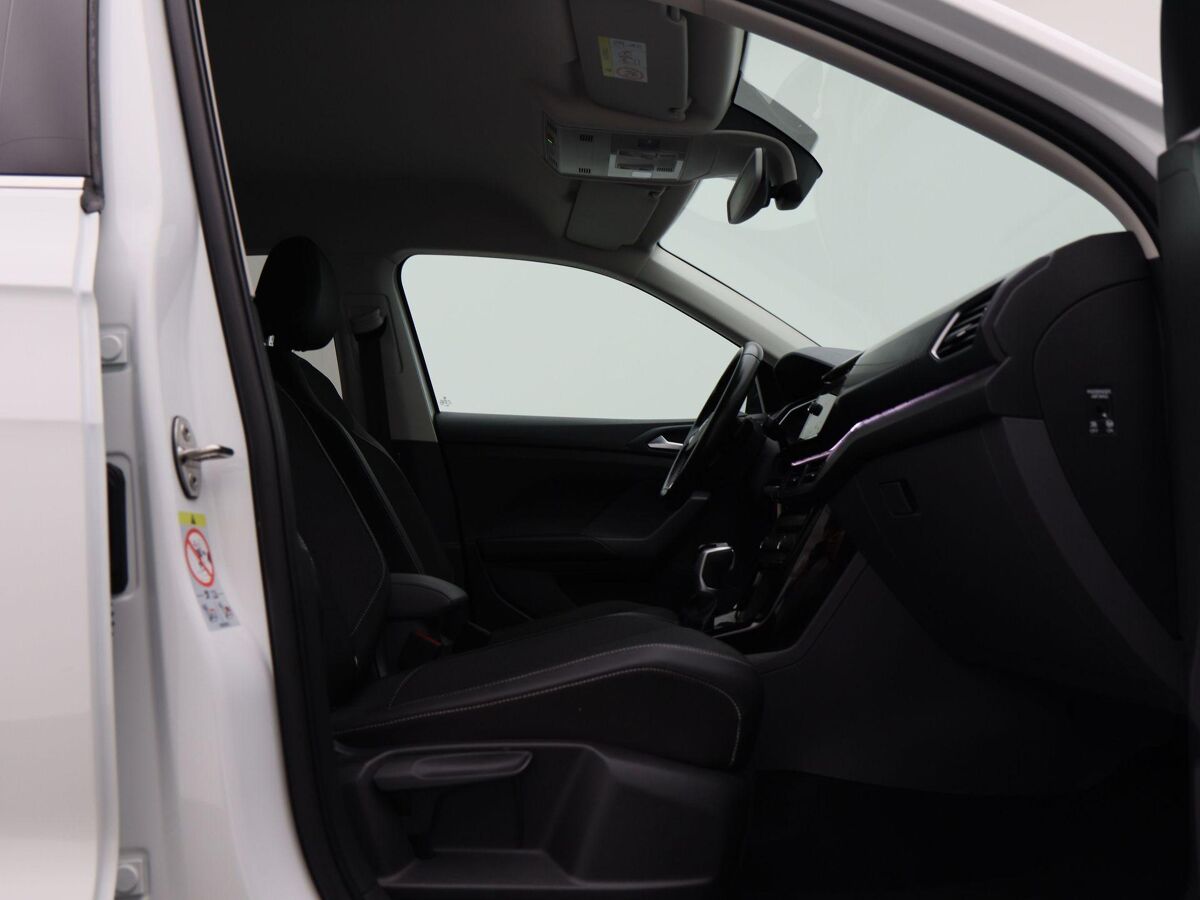 Volkswagen T-Cross 1.0 TSi 115 Pk Automaat Style | Full LED | Navigatie | 18 Inch | Camera | Stoelverwarming | Privacy Glass | 42.652 Km!!