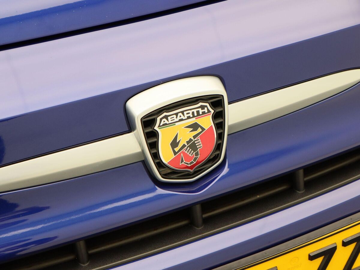 Fiat 500 C 1.4 T-Jet 165 Pk Abarth Turismo | Climate Controle | Leder | Sportstoelen | Uconnect | 17 Inch | 71.669 Km!!