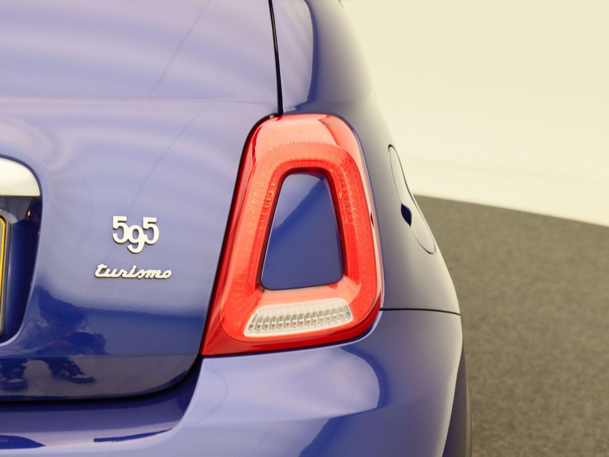 Fiat 500 C 1.4 T-Jet 165 Pk Abarth Turismo | Climate Controle | Leder | Sportstoelen | Uconnect | 17 Inch | 71.669 Km!!