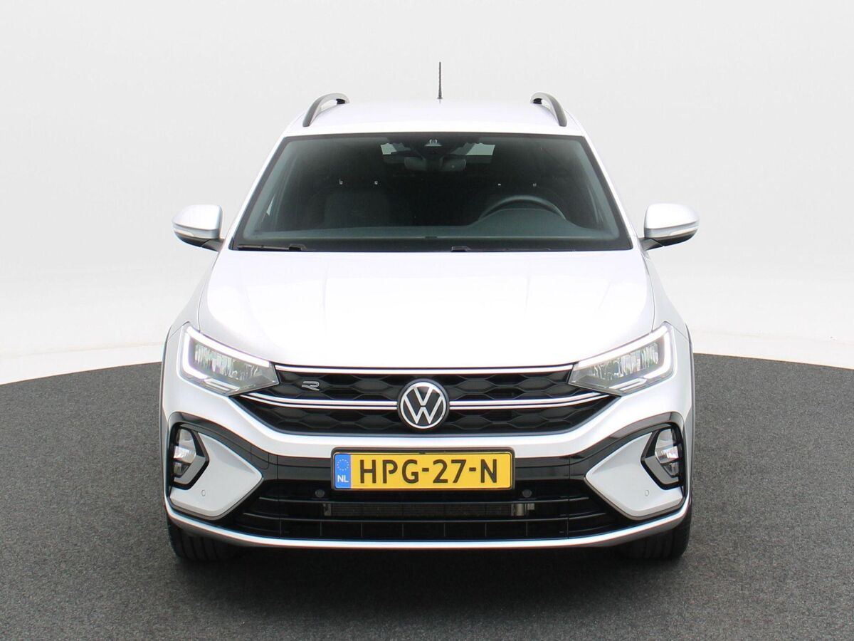 Volkswagen Taigo 1.0 TSi 110 Pk Automaat R-Line | Airco | Trekhaak | Stoelverwarming | Camera | 17 Inch | Privacy Glass | 17.204 Km!!