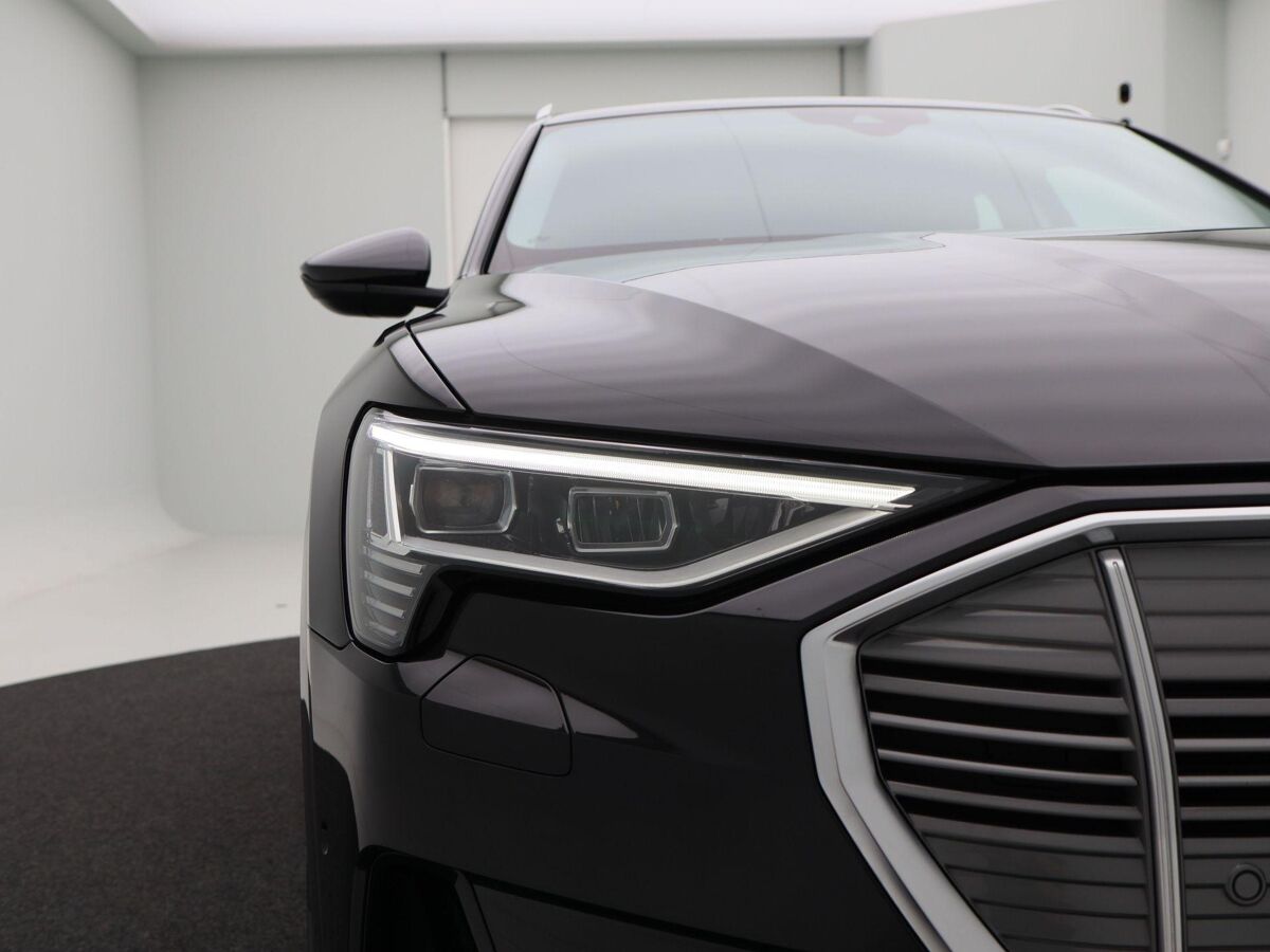 Audi e-tron 50 quattro 313 Pk Launch edition 71 kWh | Cruise Control | Luchtvering | Bluetooth | Navigatie | 21 Inch | 68.437 Km!!
