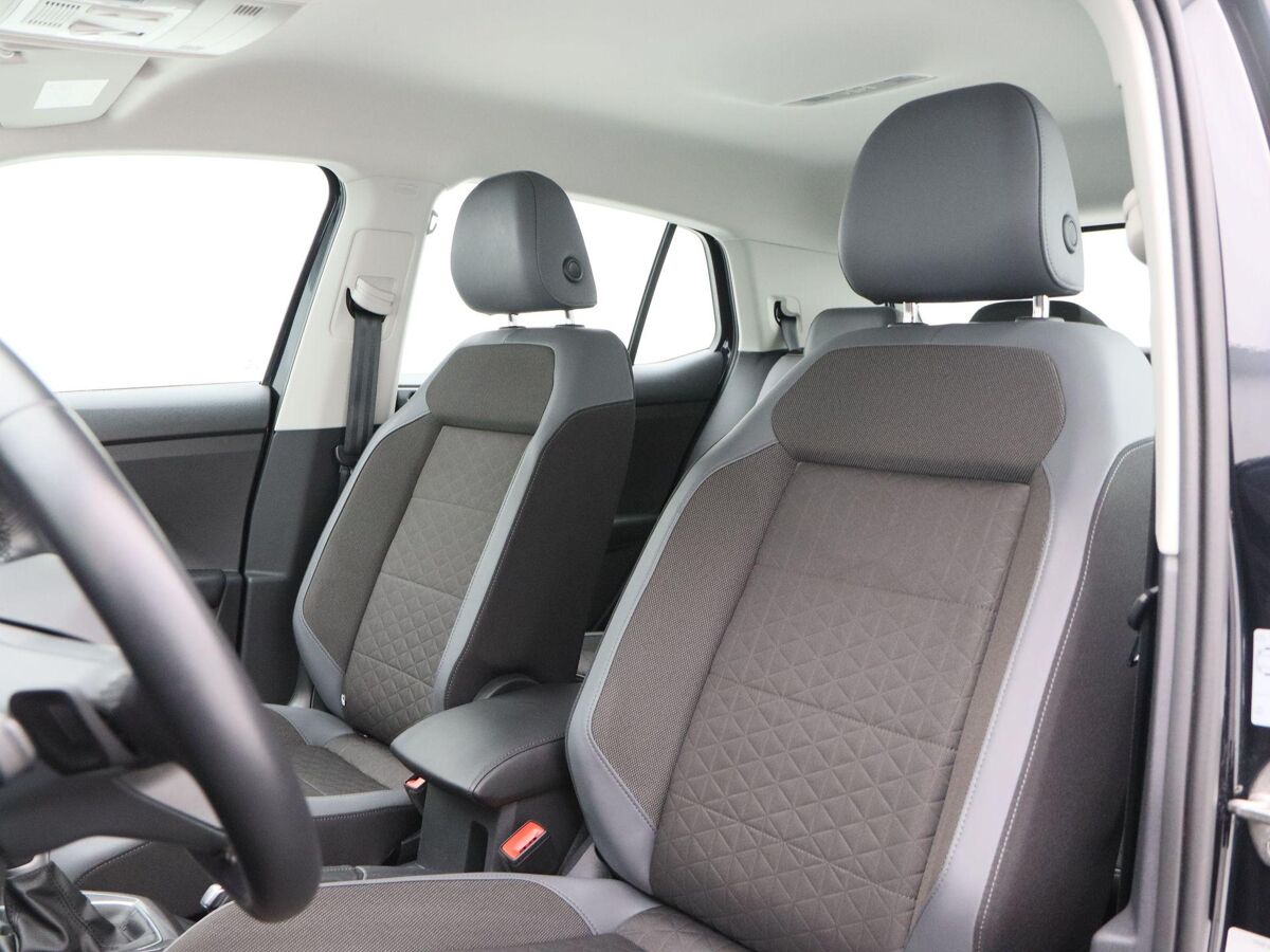 Volkswagen T-Cross 1.5 TSi 150 Pk Automaat Style | Adaptive Cruise | CarPlay | Bluetooth | Achterruitrijcamera | Stoelverwarming | 17 Inch | 45.129 Km!!