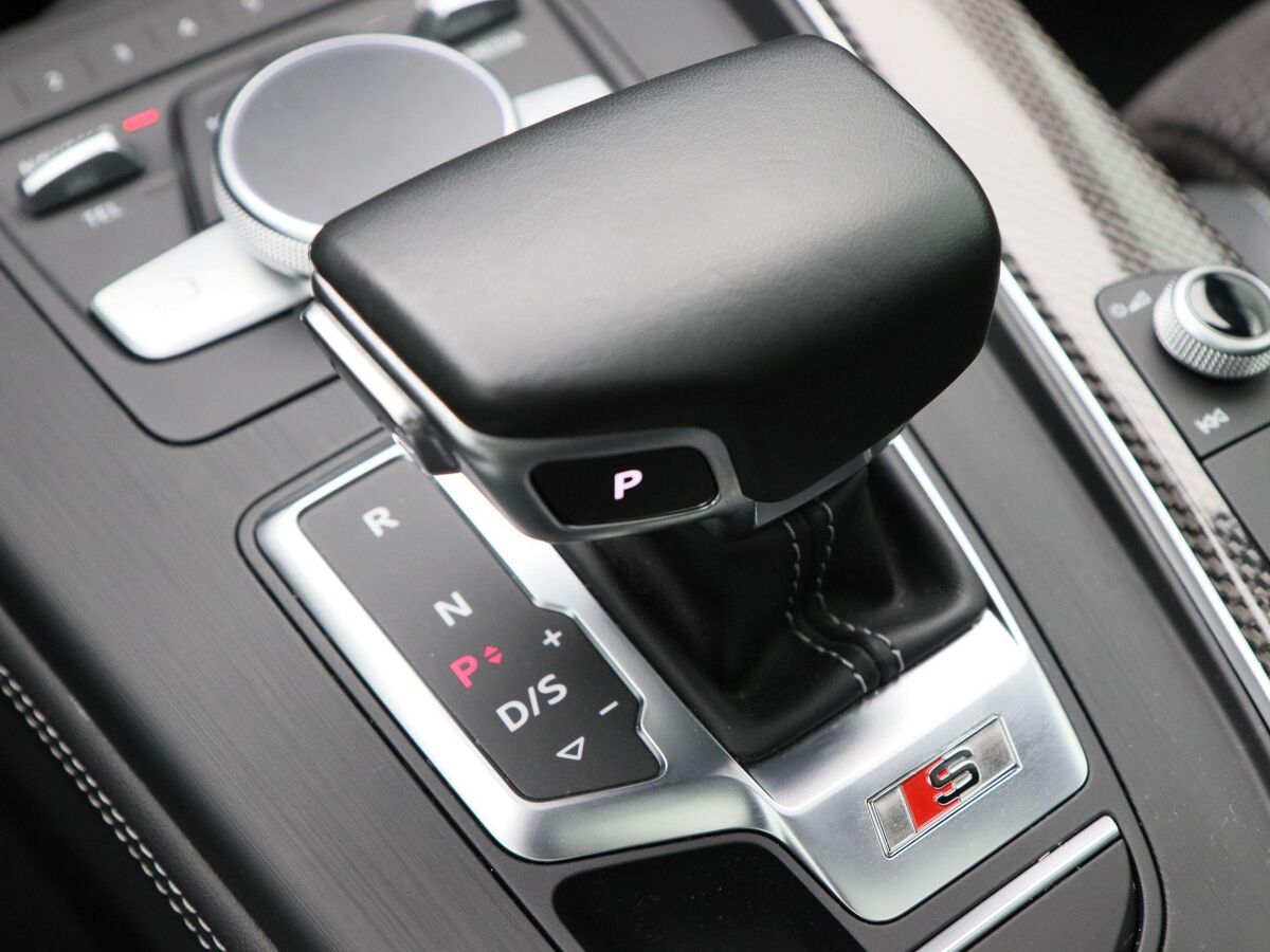 Audi S5 Sportback 3.0 TFSi 353 Pk quattro S-Line | Full LED | Panoramadak | B&O Audio | Adaptive Cruise | Trekhaak | Zwart Optiek | Privacy Glass | 102.384 Km!!
