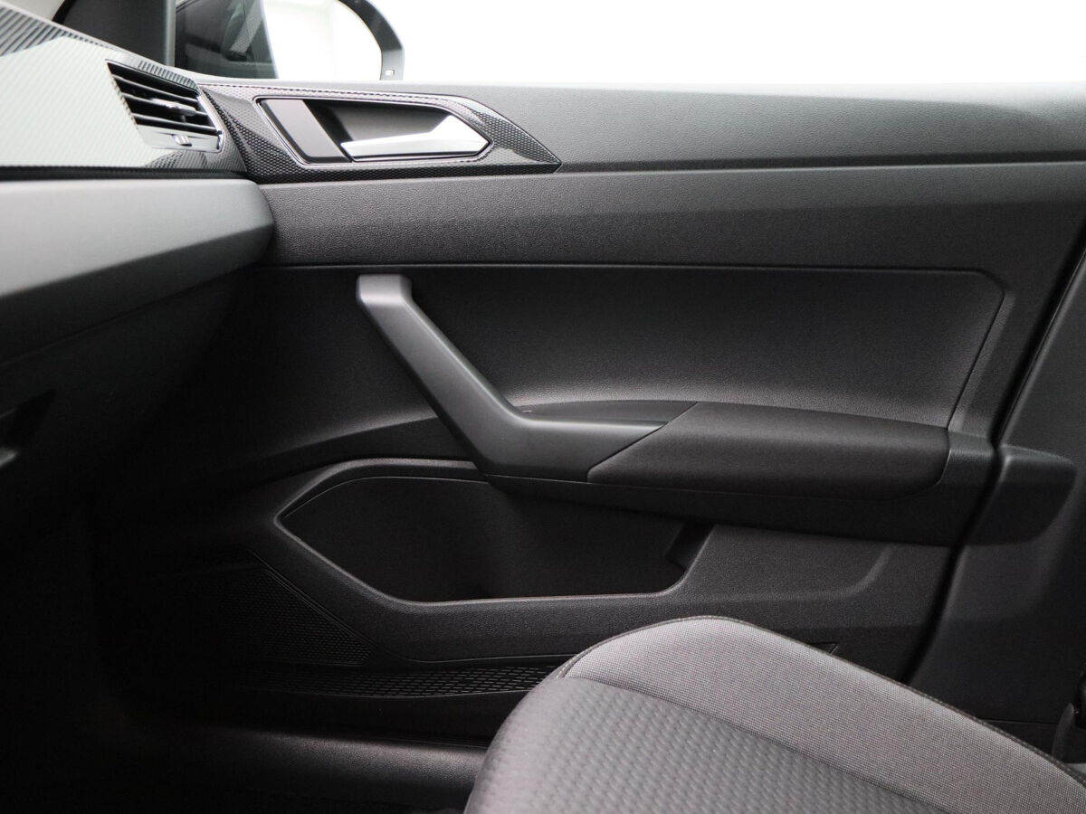 Volkswagen Taigo Life Edition 1.0 70 kW / 95 pk TSI CUV 5 versn. Ha | Adaptive Cruise Control | Camera | Carplay | Digitale Cockpit |