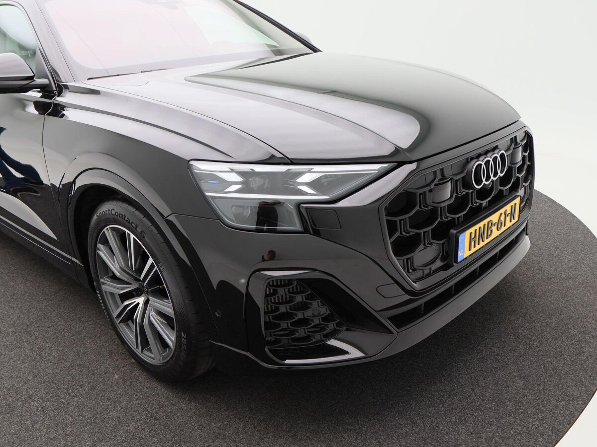 Audi Q8 55 TFSi e 394 Pk Automaat quattro S-Line | HD Matrix LED | Vierwielbesturing | B&O Audio | Trekaak | Panoramadak | Zwart Optiek | Luchtvering | 18.804 Km!!