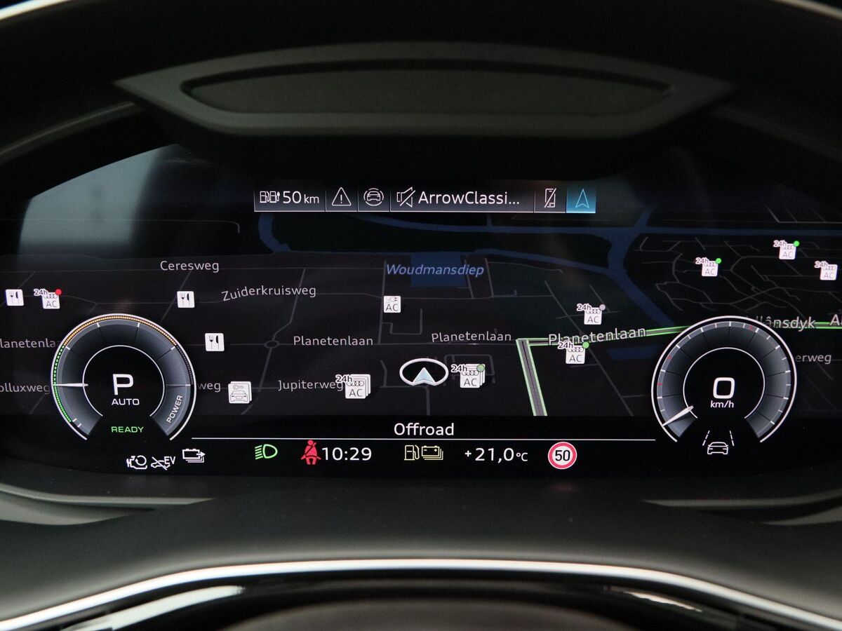 Audi Q8 55 TFSi e 394 Pk Automaat quattro S-Line | HD Matrix LED | Vierwielbesturing | B&O Audio | Trekaak | Panoramadak | Zwart Optiek | Luchtvering | 18.804 Km!!