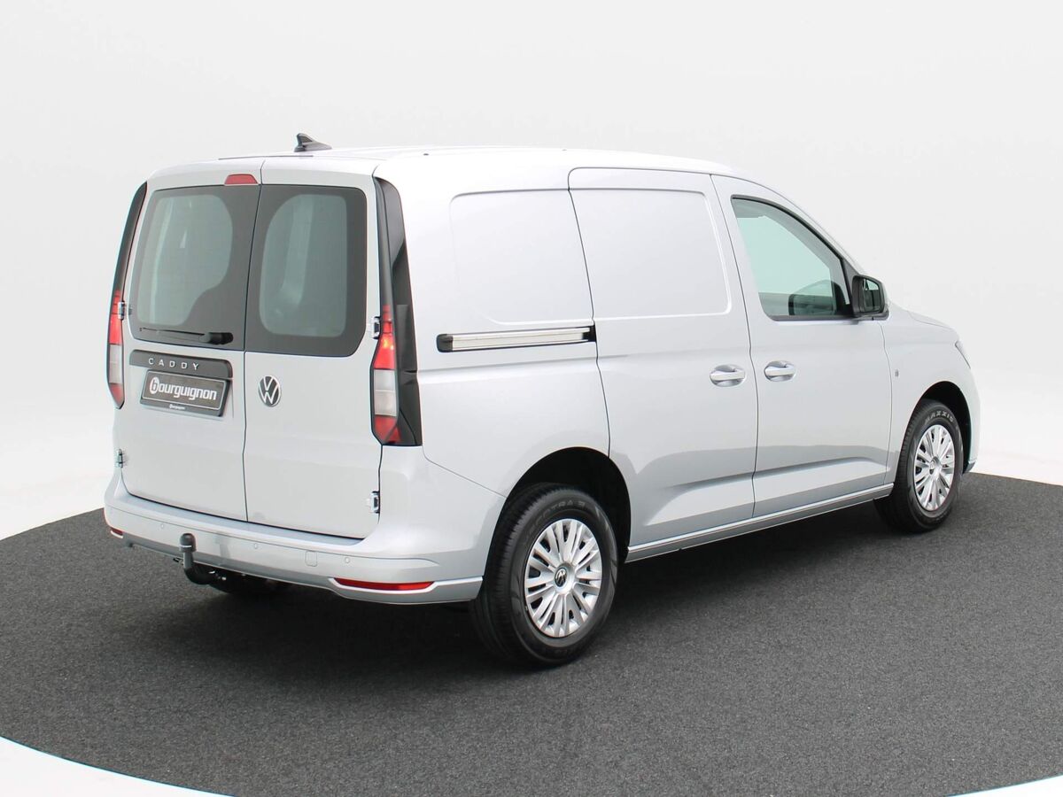 VW-Bedrijfswagens Caddy Cargo Comfort 2.0 TDI 102 pk 6 versn | 385724 | Trekhaak | Bumpers in kleur | Achterruiten |
