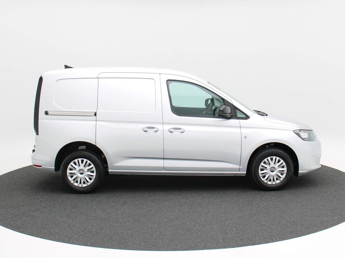 VW-Bedrijfswagens Caddy Cargo Comfort 2.0 TDI 102 pk 6 versn | 385724 | Trekhaak | Bumpers in kleur | Achterruiten |