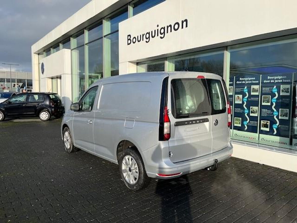 VW-Bedrijfswagens Caddy Cargo Style 2.0 TDI 102 pk 6 versnel | 385725 | Achteruitrijcamera | PDC voor en achter | Digitaal dashboard | Keyless start | Trekhaak  Luxe tussenwand |