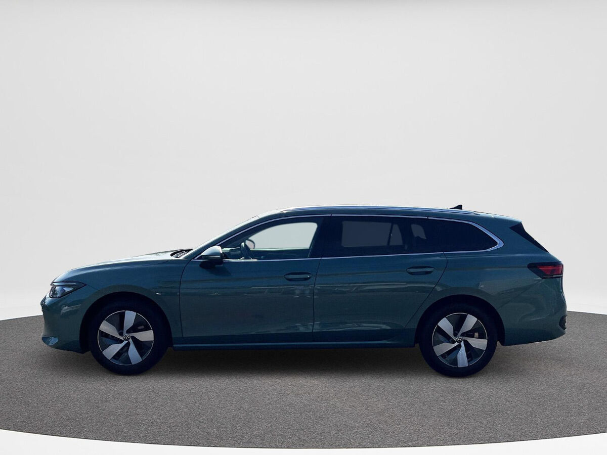 Volkswagen Passat Variant 1.5 eTSI Business | Trekhaak | ERGO | 360 CAM | ACC |