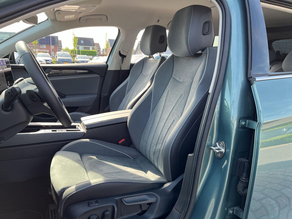 Volkswagen Passat Variant 1.5 eTSI Business | Trekhaak | ERGO | 360 CAM | ACC |