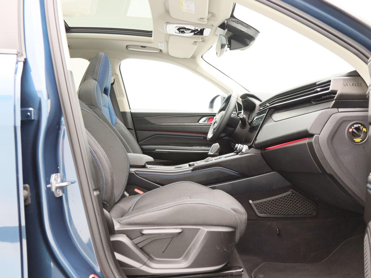 Lynk & Co 01 1.5 Phev 262 Pk Automaat | Full LED | Panoramadak | 360 Camera | 20 Inch | Stoelverwarming | 16.655 Km!!