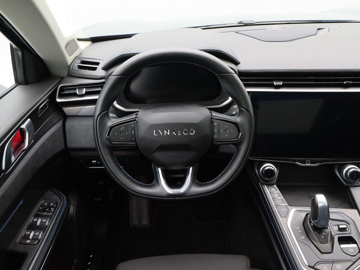 Lynk & Co 01 1.5 Phev 262 Pk Automaat | Full LED | Panoramadak | 360 Camera | 20 Inch | Stoelverwarming | 16.655 Km!!