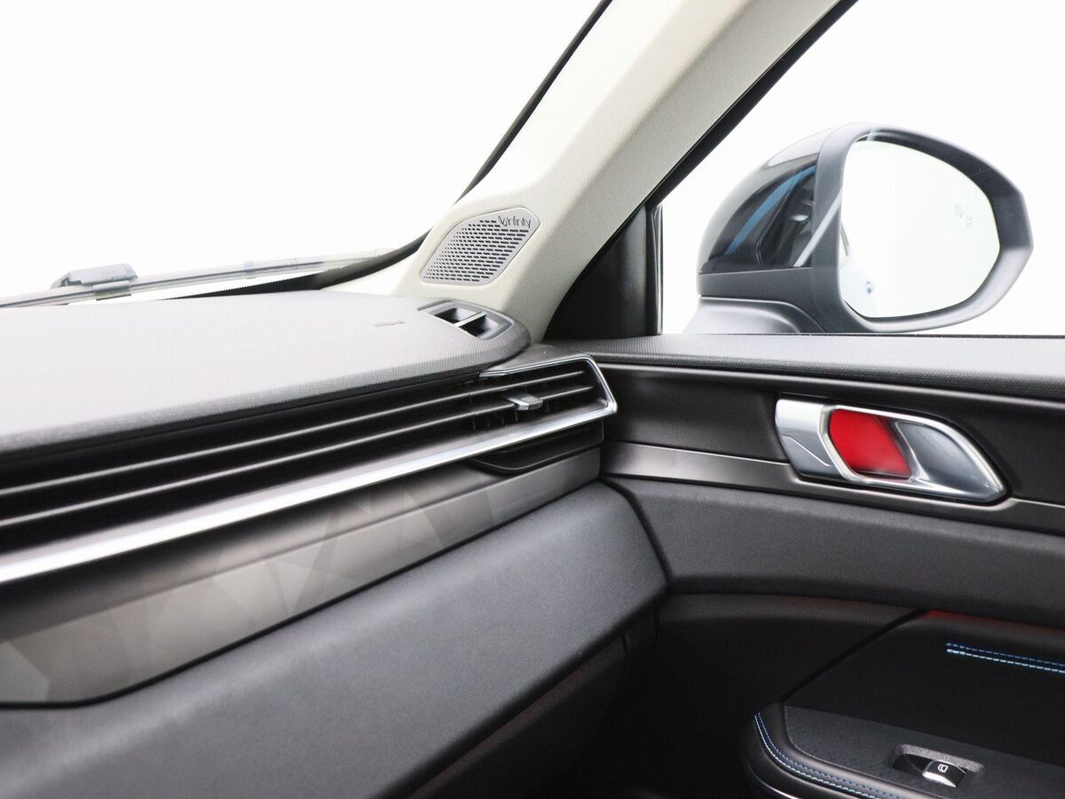 Lynk & Co 01 1.5 Phev 262 Pk Automaat | Full LED | Panoramadak | 360 Camera | 20 Inch | Stoelverwarming | 16.655 Km!!
