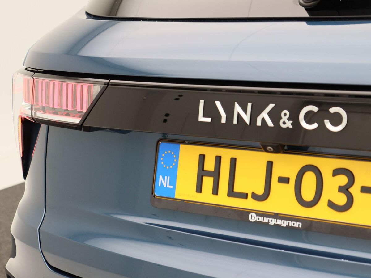 Lynk & Co 01 1.5 Phev 262 Pk Automaat | Full LED | Panoramadak | 360 Camera | 20 Inch | Stoelverwarming | 16.655 Km!!